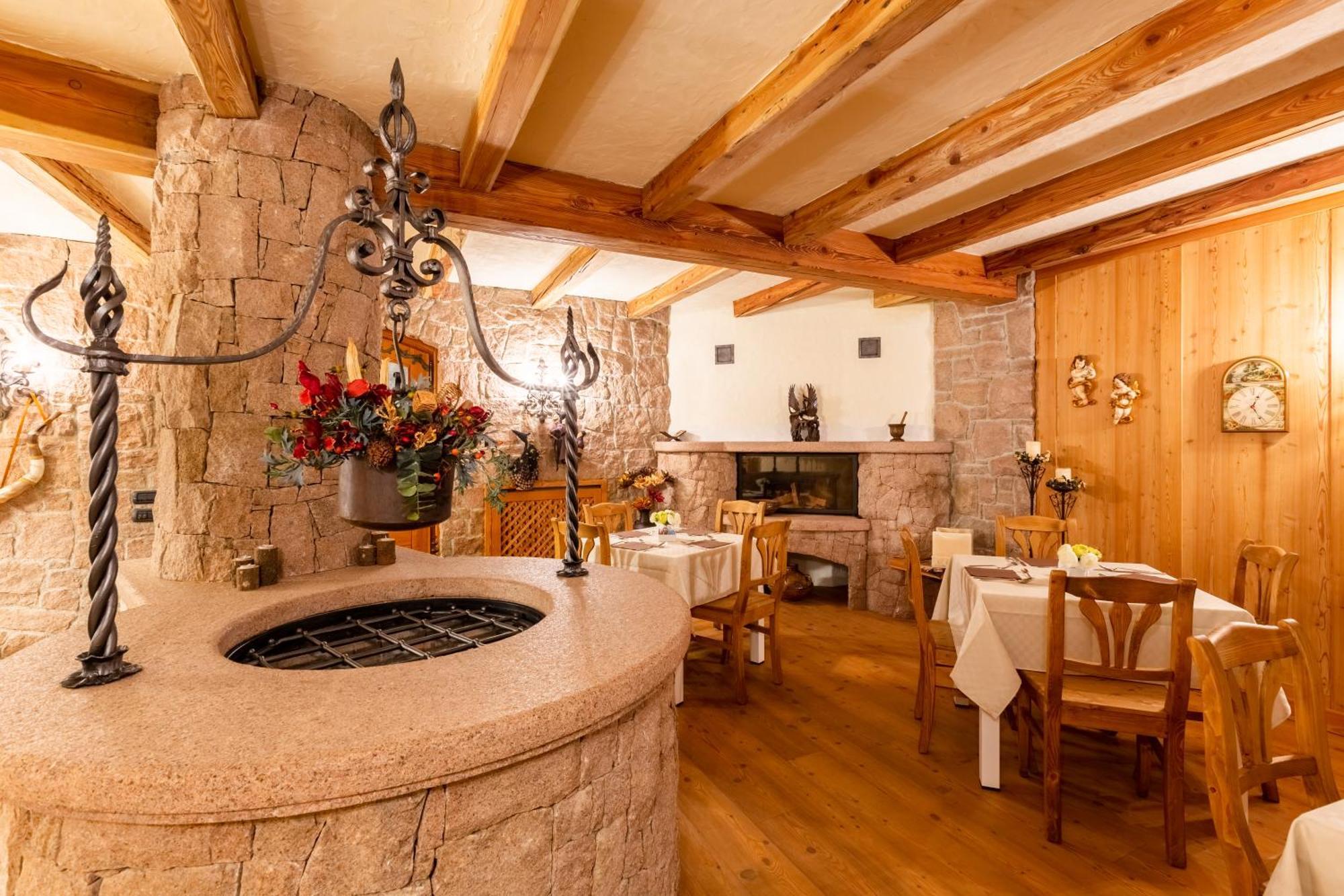Appartamento Le Colonne - Relais Villa Quercia Тассулло Экстерьер фото