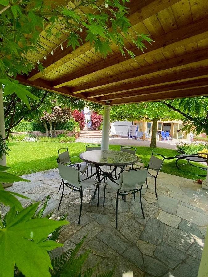Appartamento Le Colonne - Relais Villa Quercia Тассулло Экстерьер фото