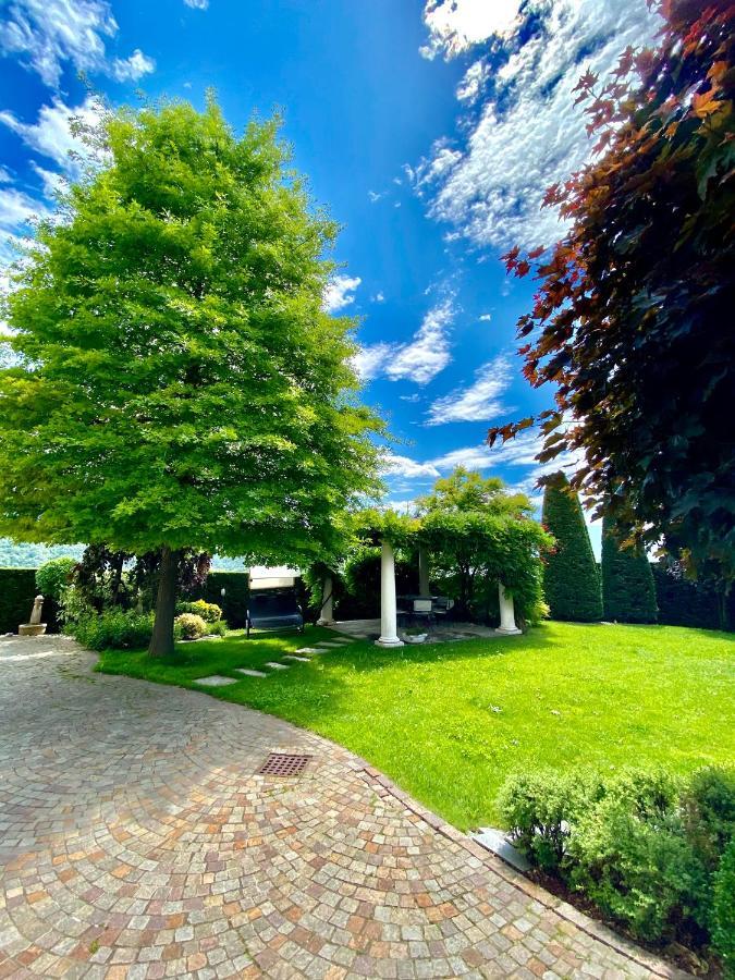 Appartamento Le Colonne - Relais Villa Quercia Тассулло Экстерьер фото
